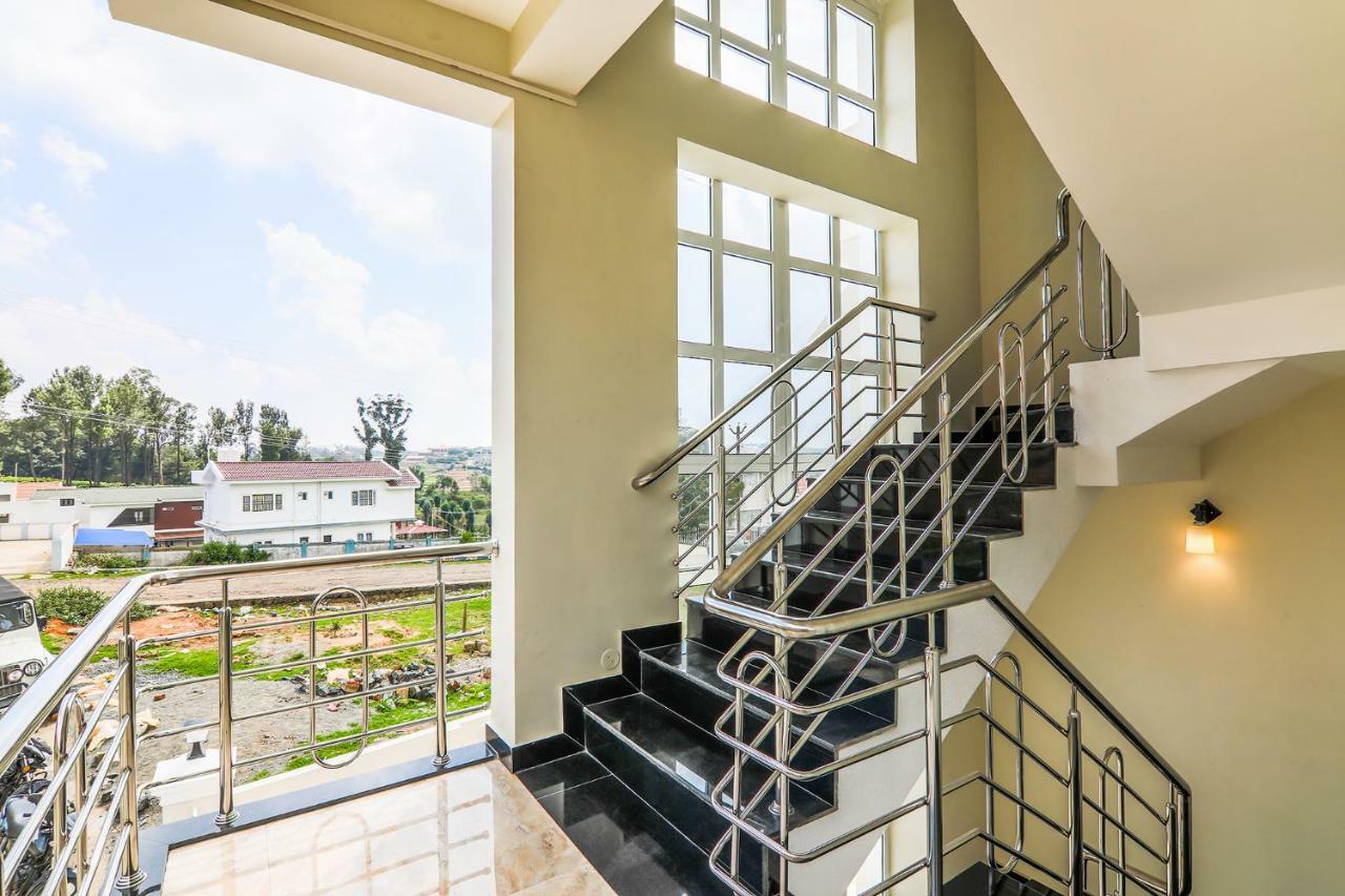Fabexpress Royal Hideway Resort Уті Екстер'єр фото