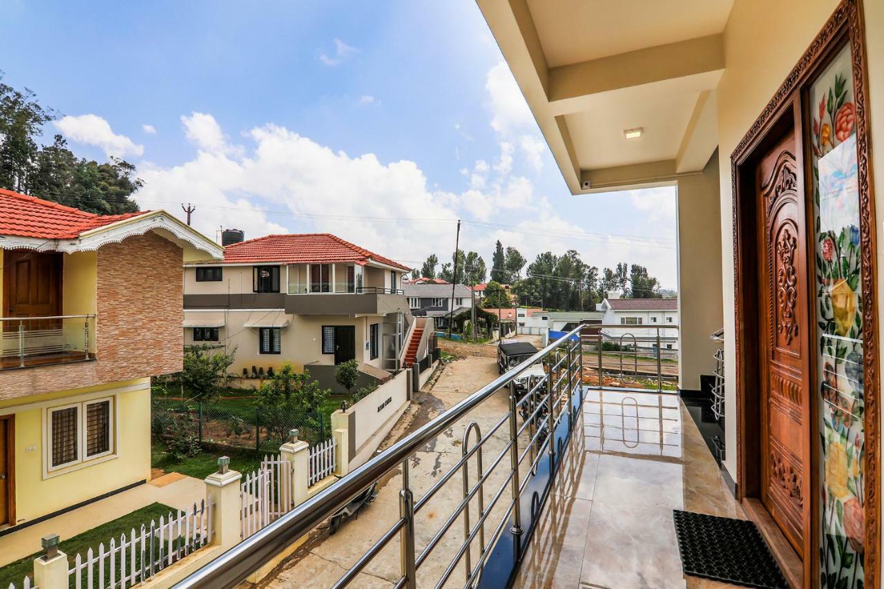 Fabexpress Royal Hideway Resort Уті Екстер'єр фото